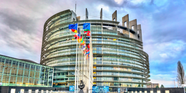 UE
